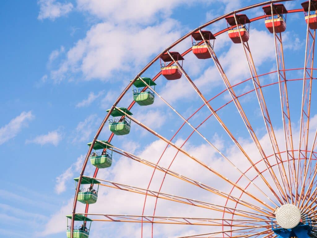 An image of a Ferris wheel